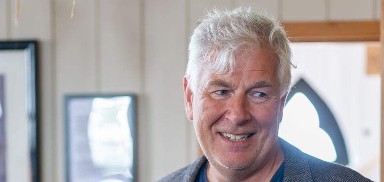 Professor Max Munday