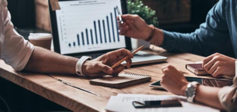 Adroddiad blynyddol - Dirnad Economi Cymru